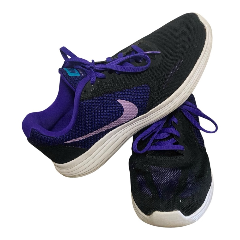 Women’s Nike Revolution 3 Purple Running Shoes 2016 Size 8.5 819303-010